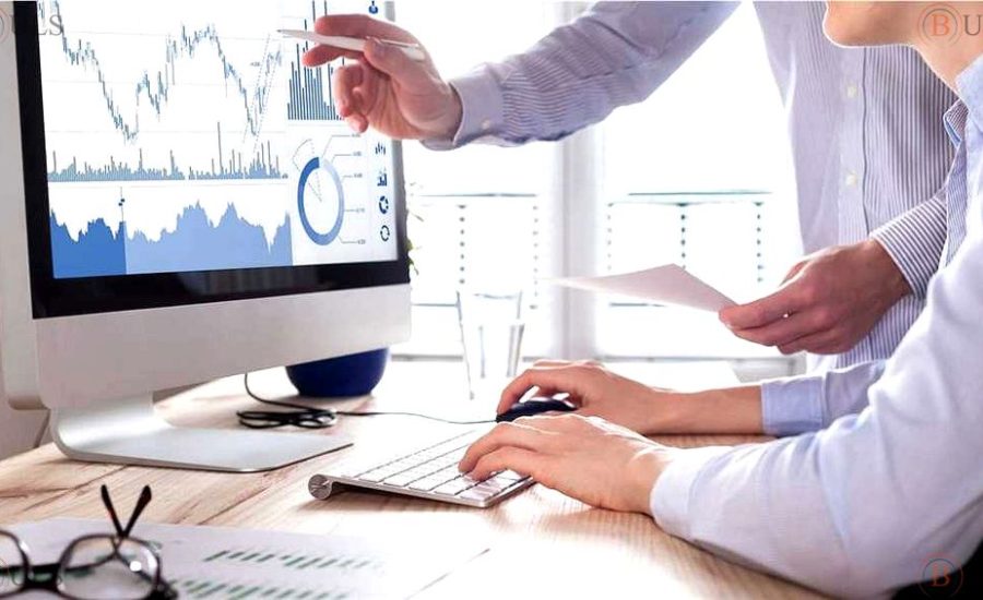аналитик CRM