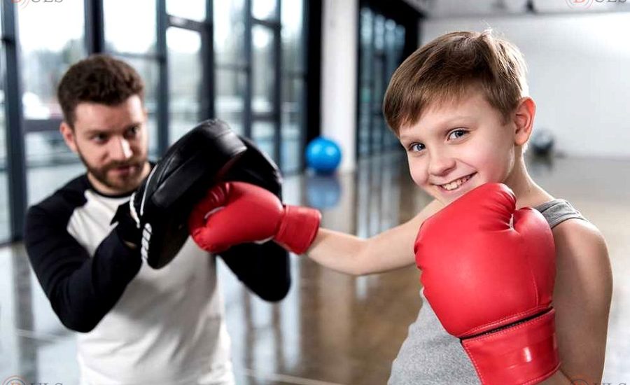 инструктор по боксу