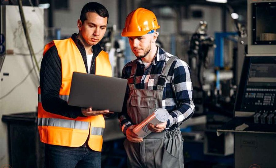 инженер по ремонту мобильных телефонов