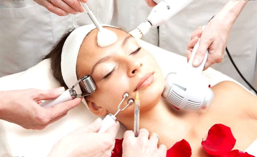 косметолог в салон красоты