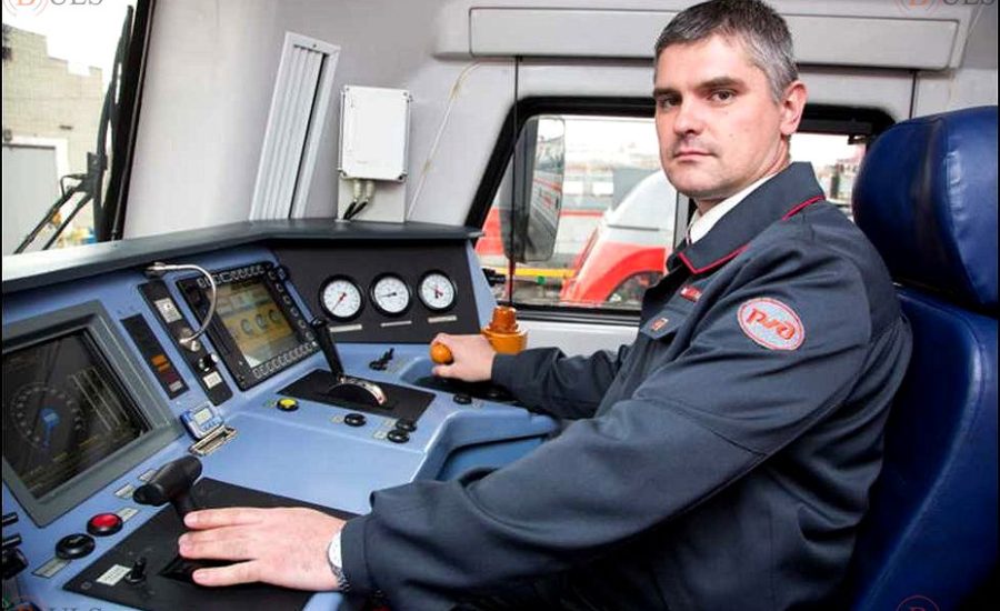 машинист АГП