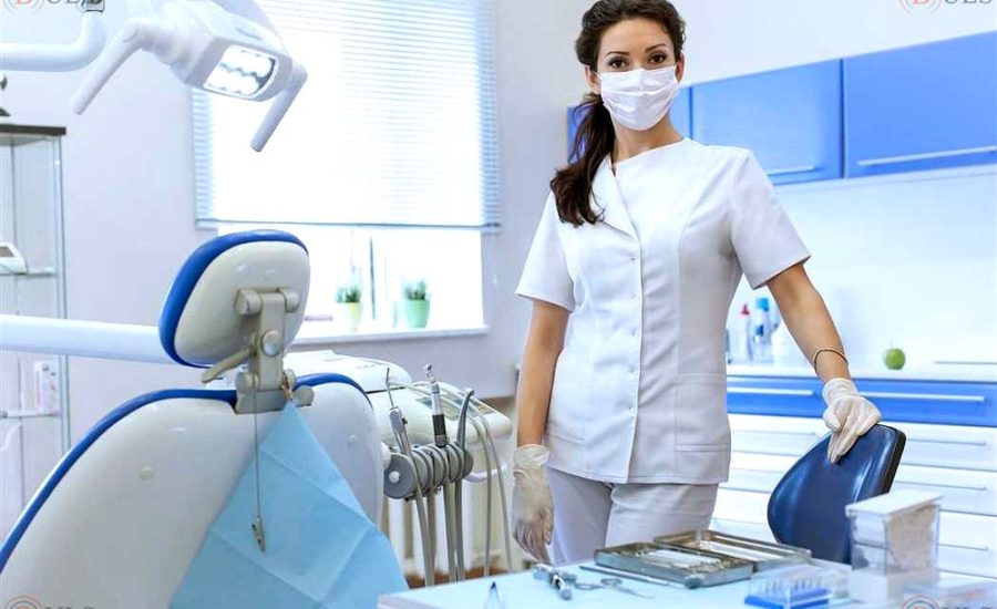 медицинская сестра в стоматологию