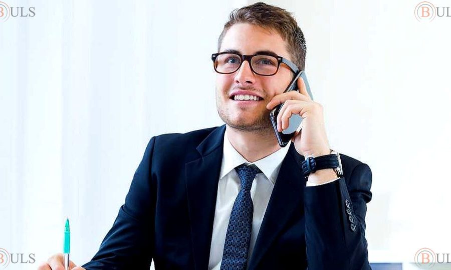 менеджер по продажам услуг компании