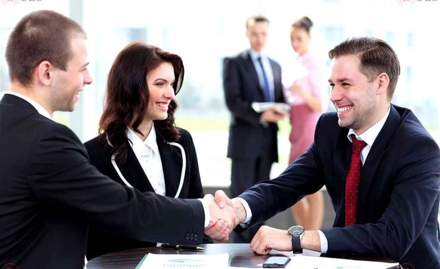 менеджер по работе с иностранными партнерами