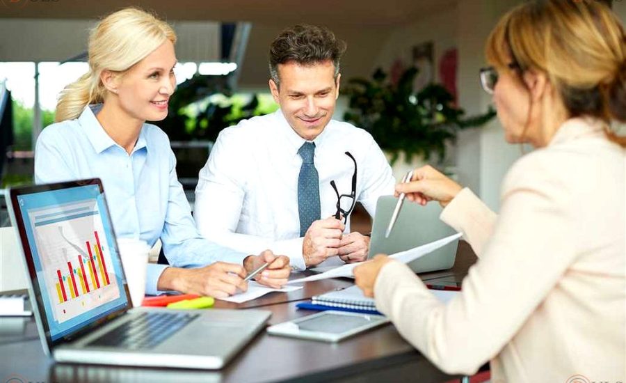 менеджер по работе с крупными клиентами