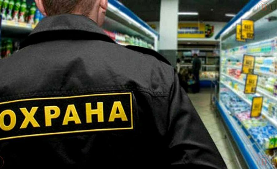 охранник в магазин одежды