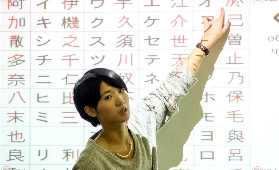 переводчик со знанием китайского языка