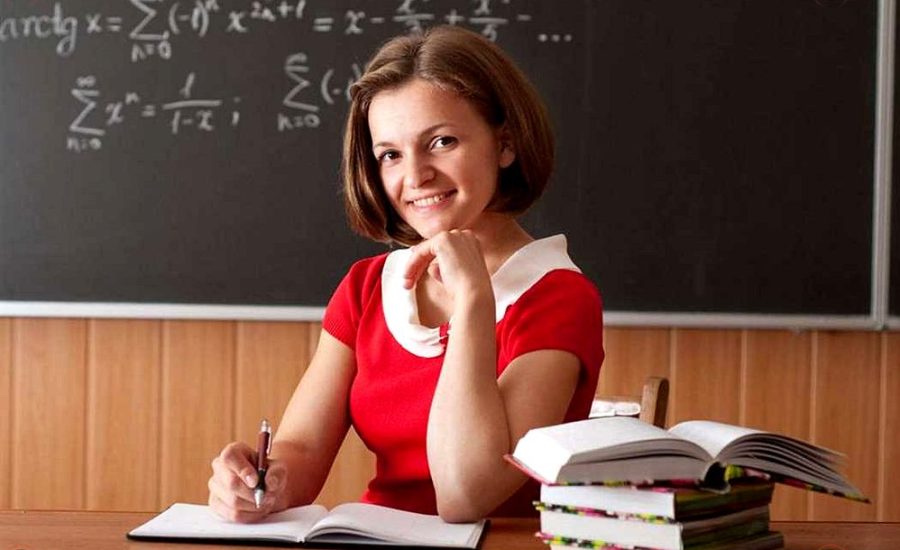 преподаватель 1С