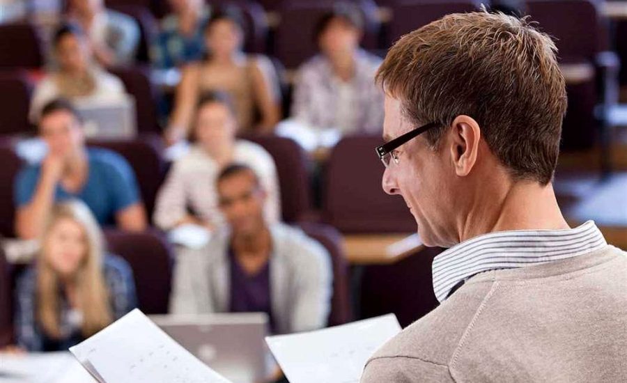 преподаватель юридических дисциплин