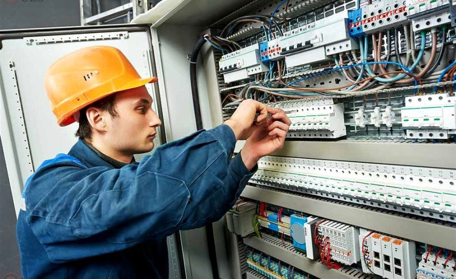 прораб по электромонтажным работам