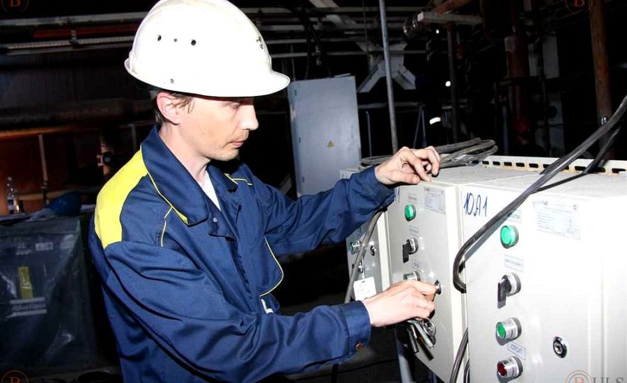 слесарь-наладчик КИПиА