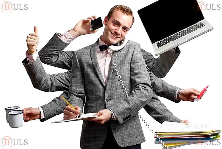 специалист по продажам и обслуживанию клиентов