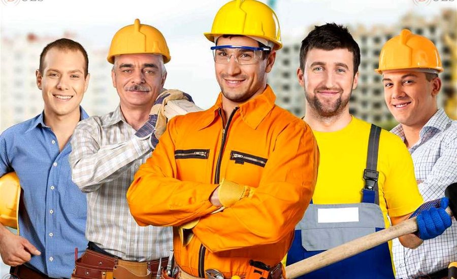 специалист по продажам кровельных материалов