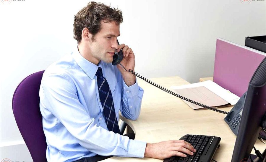 специалист по телефонным переговорам