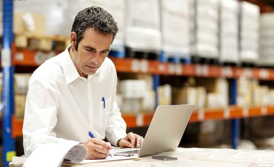 специалист складского учета