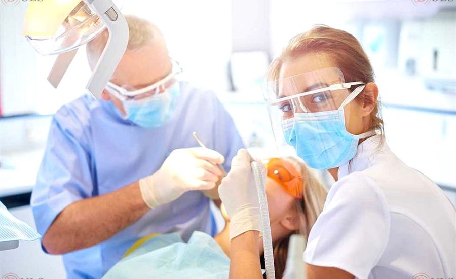 стоматолог-хирург