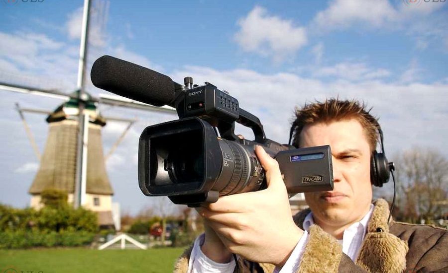 тележурналист