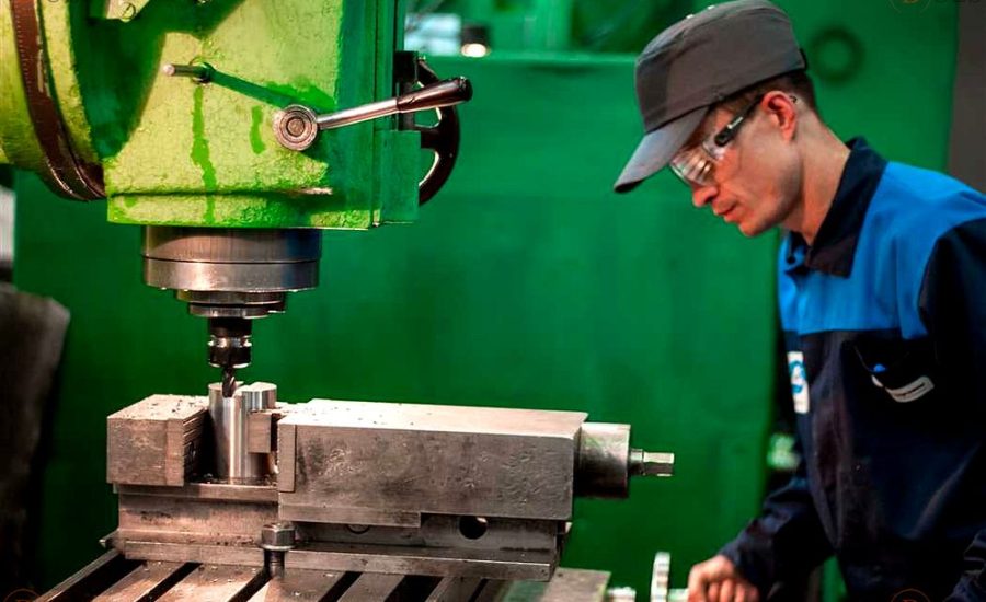 токарь 6 разряда